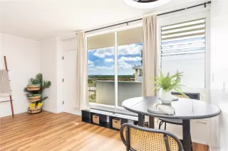 Photo #3: 202525460 Listing 