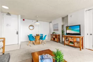 Photo #6: 202525466 Listing 