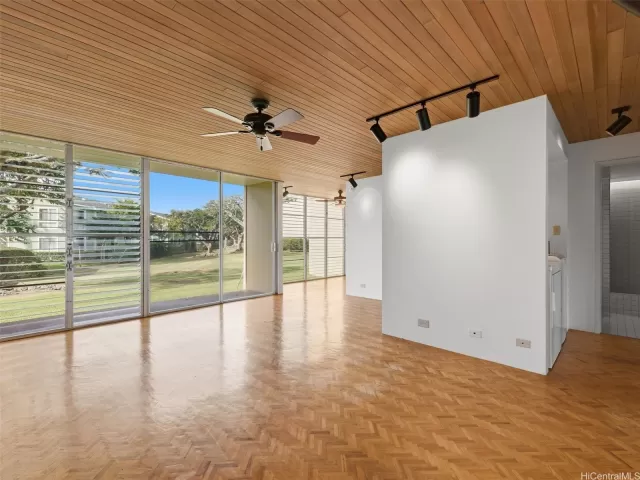 MLS: 202525468 Condo For Sale