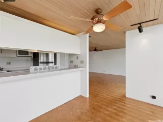 Photo #2: 202525468 Listing 