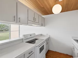 Photo #4: 202525468 Listing 