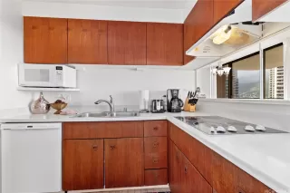 Photo #3: 202525497 Listing 