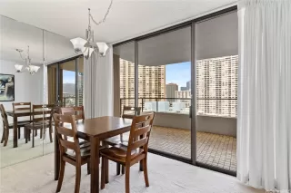 Photo #4: 202525497 Listing 