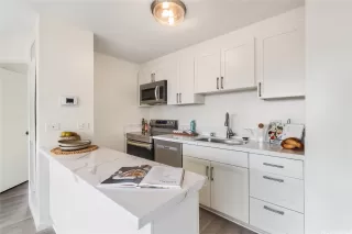 Photo #5: 202525500 Listing 