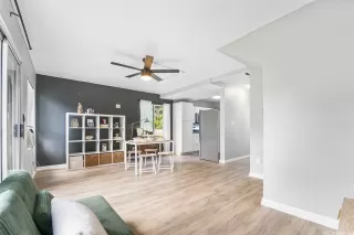 Photo #2: 202525528 Listing 