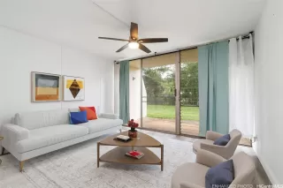 Photo #3: 202525547 Listing 