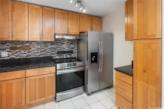 Photo #6: 202525549 Listing 