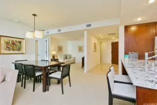 Photo #6: 202525557 Listing 