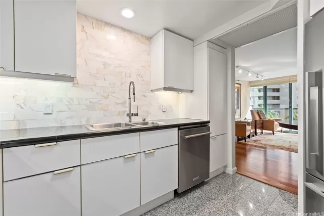 MLS: 202525574 Condo For Sale