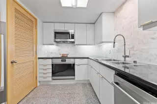 Photo #3: 202525574 Listing 