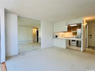 Photo #2: 202525576 Listing 