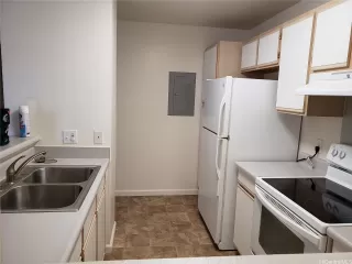 Photo #3: 202525582 Listing 