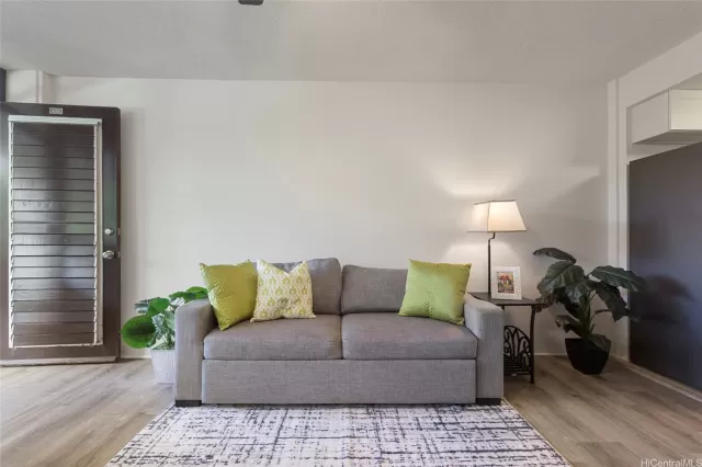 MLS: 202525628 Condo For Sale