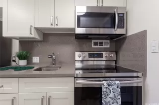 Photo #5: 202525628 Listing 