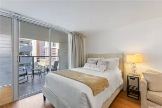 Photo #5: 202525665 Listing 