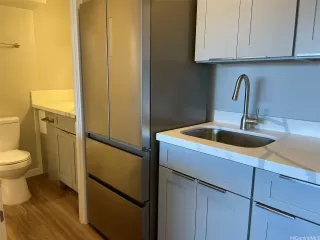 Photo #5: 202525682 Listing 