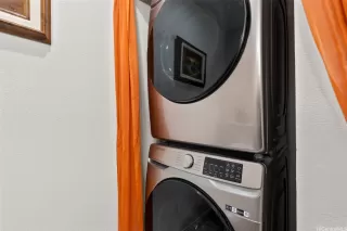 Photo #3: 202525683 Listing 