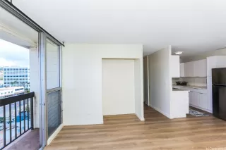 Photo #2: 202525691 Listing 