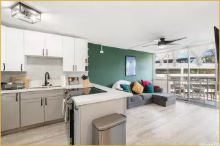 Photo #2: 202525719 Listing 