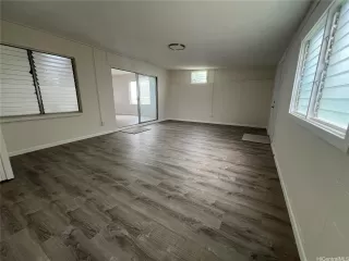 Photo #5: 202525730 Listing 