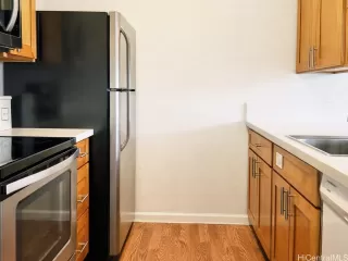 Photo #4: 202525731 Listing 