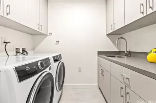 Photo #2: 202525737 Listing 