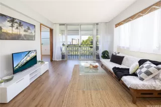 Photo #2: 202525751 Listing 