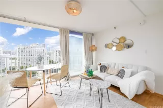 Photo #3: 202525753 Listing 