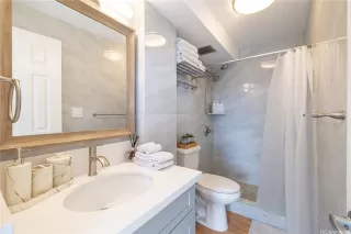 Photo #5: 202525753 Listing 