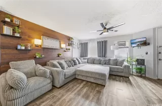 Photo #2: 202525768 Listing 