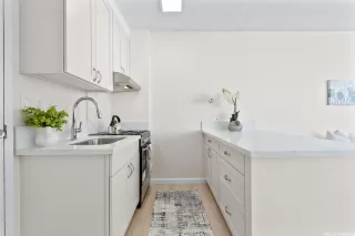 Photo #4: 202525770 Listing 