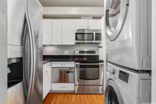 Photo #3: 202525775 Listing 