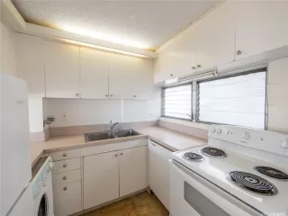 Photo #2: 202525789 Listing 