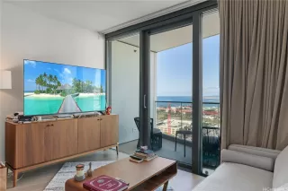 Photo #6: 202525795 Listing 