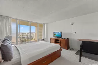 Photo #3: 202525803 Listing 