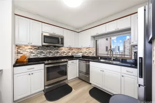 Photo #2: 202525806 Listing 