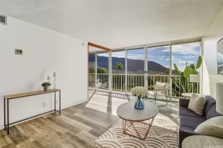 Photo #2: 202525807 Listing 