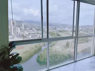 Photo #2: 202525810 Listing 