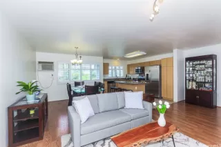 Photo #5: 202525813 Listing 