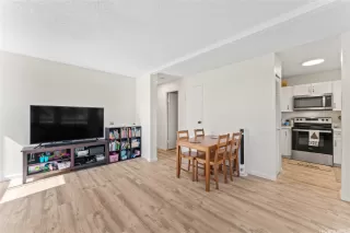 Photo #3: 202525826 Listing 