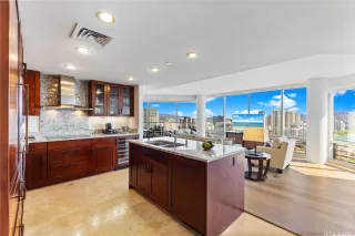 Photo #5: 202525845 Listing 