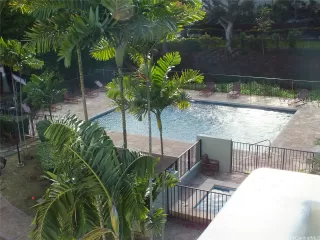 Photo #5: 202525857 Listing 