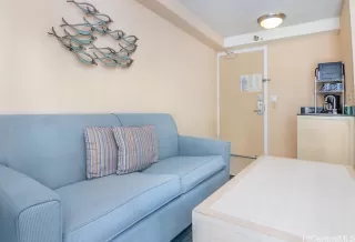 Photo #5: 202525923 Listing 