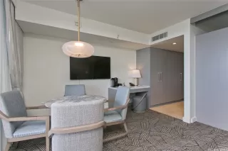 Photo #3: 202525925 Listing 