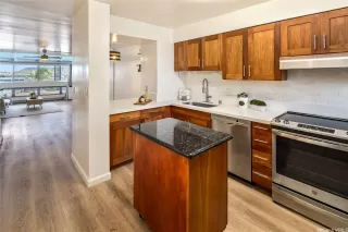 Photo #6: 202525929 Listing 