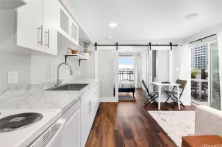 Photo #5: 202525962 Listing 