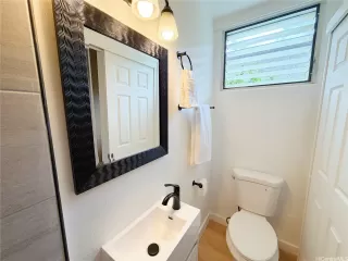 Photo #3: 202525965 Listing 