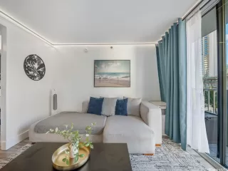 Photo #5: 202525967 Listing 