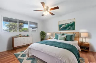 Photo #3: 202526009 Listing 