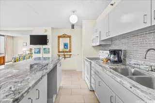 Photo #2: 202526019 Listing 